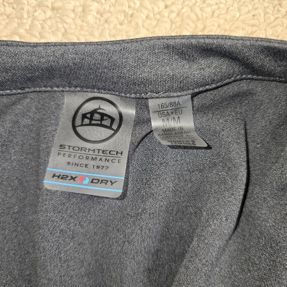 Women's StormTech 3/4 length sleeve active Shirt - Picture 2 of 2